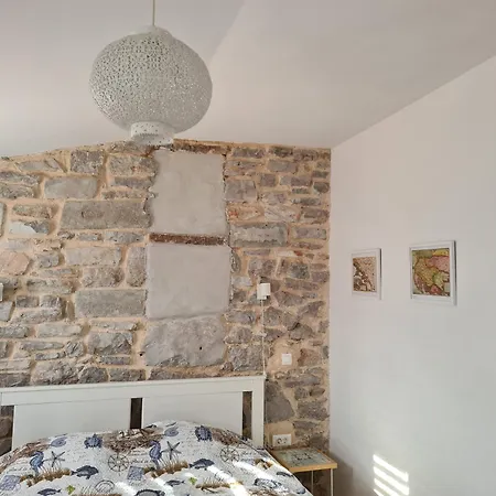 Salvia - Stivan, Cres - 900 M To Merascica Štivan