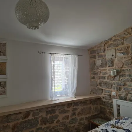 Salvia - Stivan, Cres - 900 M To Merascica *